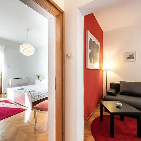 Apartment Romance - One Bedroom With Terrace R2 *