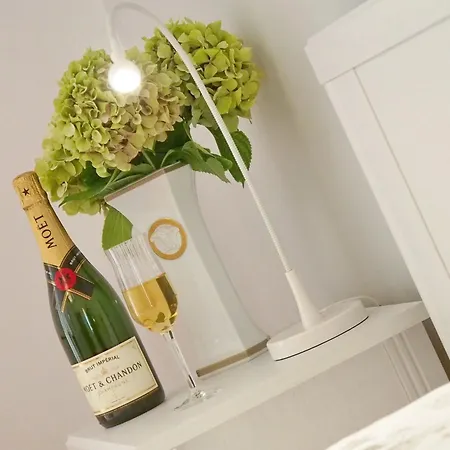Romance - One Bedroom With Terrace R2 * دوبروفينك